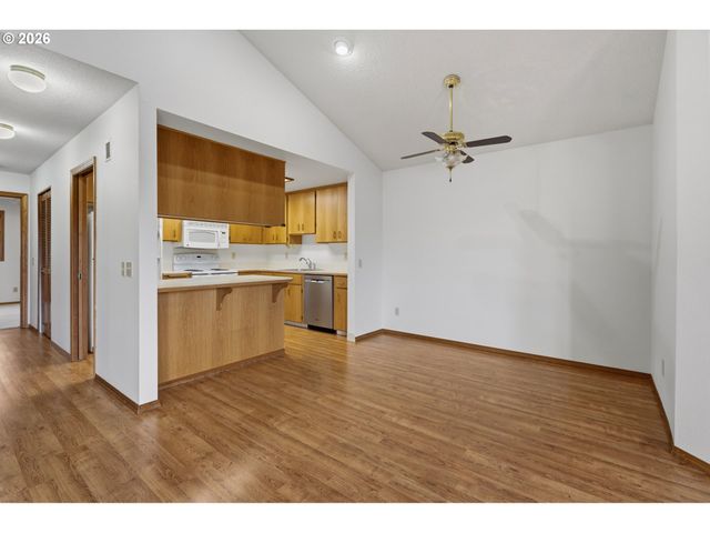 16190 Sw 130TH Ter 15, Tigard, OR 97224
