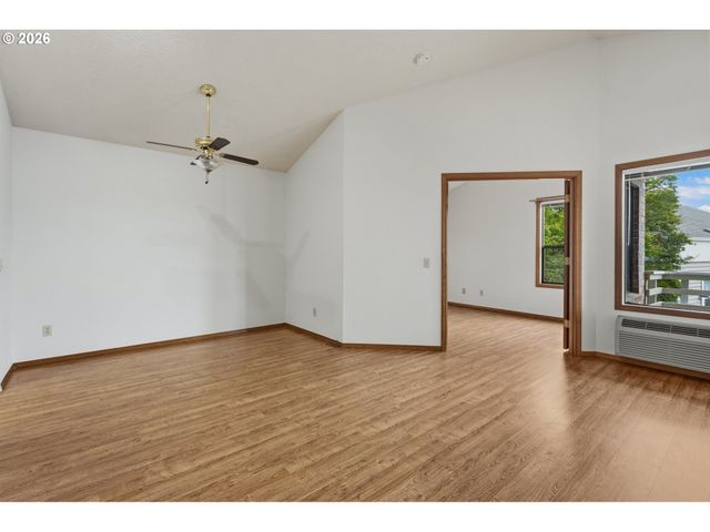 16190 Sw 130TH Ter 15, Tigard, OR 97224
