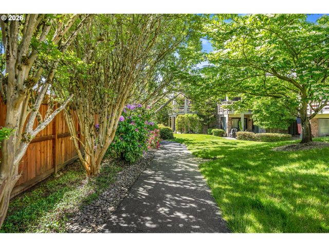 16190 Sw 130TH Ter 15, Tigard, OR 97224