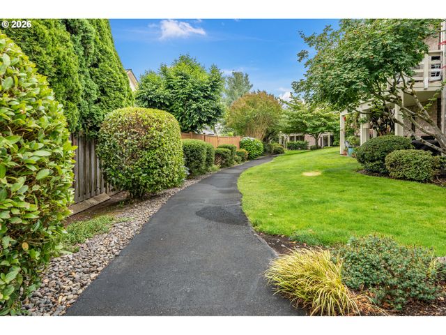 16190 Sw 130TH Ter 15, Tigard, OR 97224