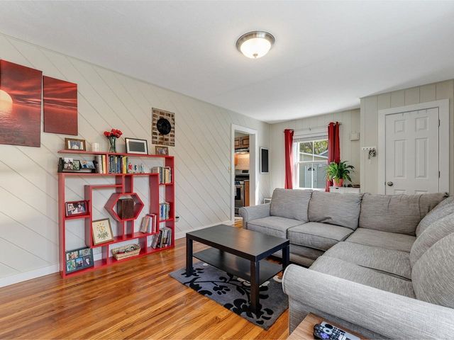 5 Duane Court, Middlebury, VT 05753