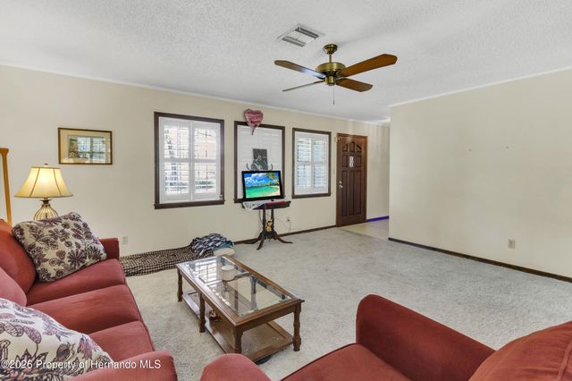 930 Moonlight Lane, Brooksville, FL 34601