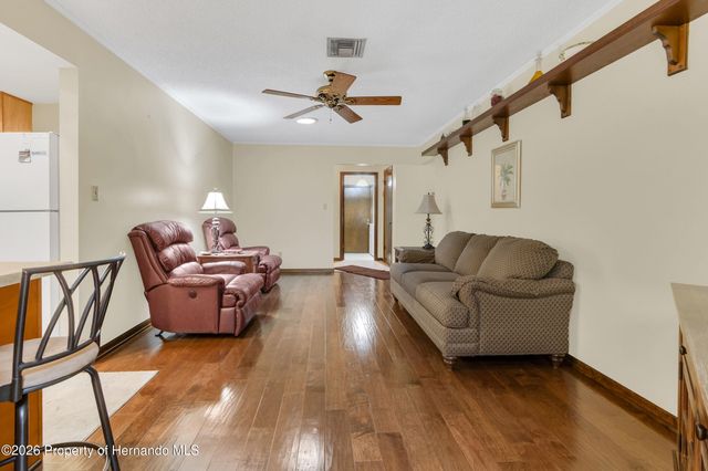 930 Moonlight Lane, Brooksville, FL 34601