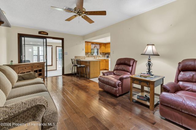 930 Moonlight Lane, Brooksville, FL 34601