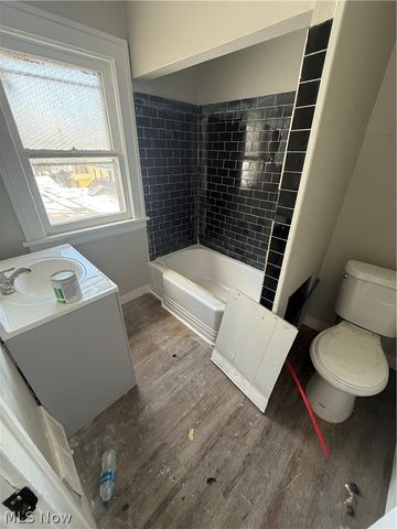 10428 Park Heights Road, Cleveland, OH 44104