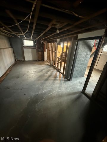 10428 Park Heights Road, Cleveland, OH 44104