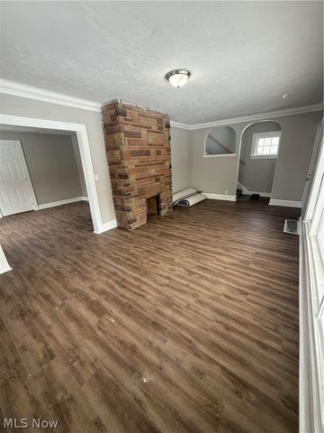 10428 Park Heights Road, Cleveland, OH 44104