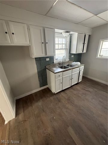 10428 Park Heights Road, Cleveland, OH 44104