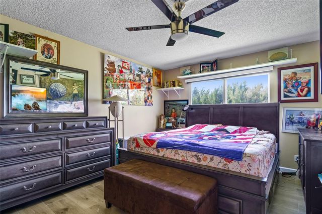 800 SW 125th Way 202, Pembroke Pines, FL 33027