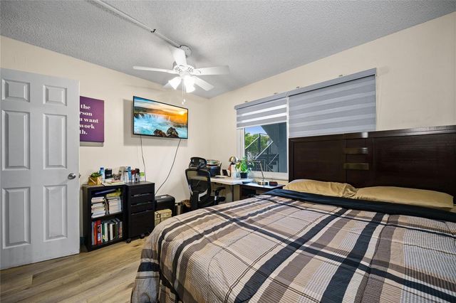 800 SW 125th Way 202, Pembroke Pines, FL 33027