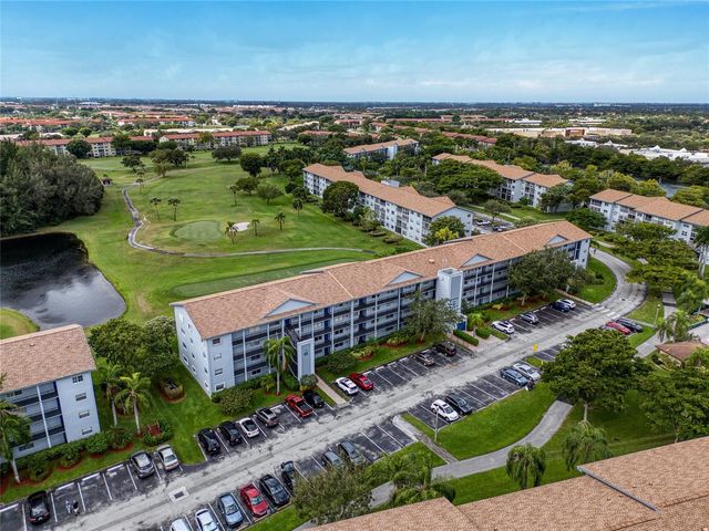 800 SW 125th Way 202, Pembroke Pines, FL 33027