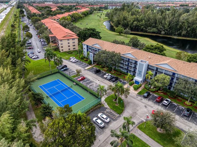 800 SW 125th Way 202, Pembroke Pines, FL 33027