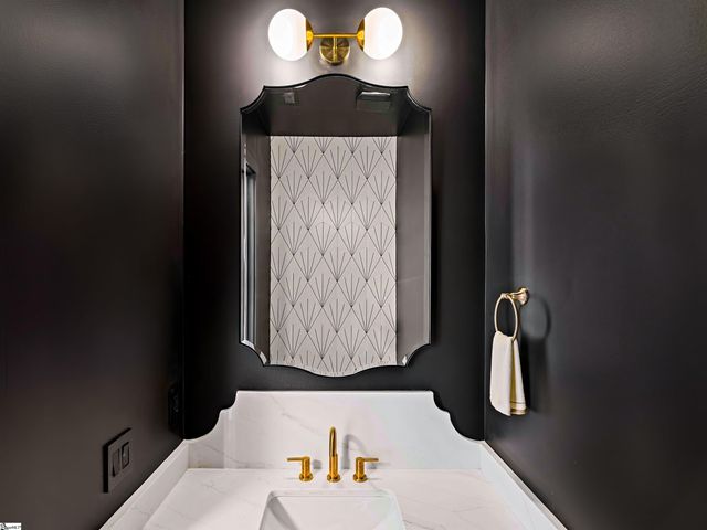 205 Parkins Mill Road, Greenville, SC 29607