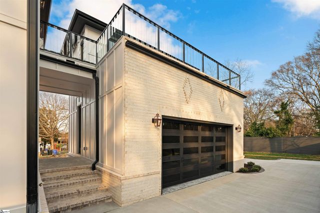 205 Parkins Mill Road, Greenville, SC 29607