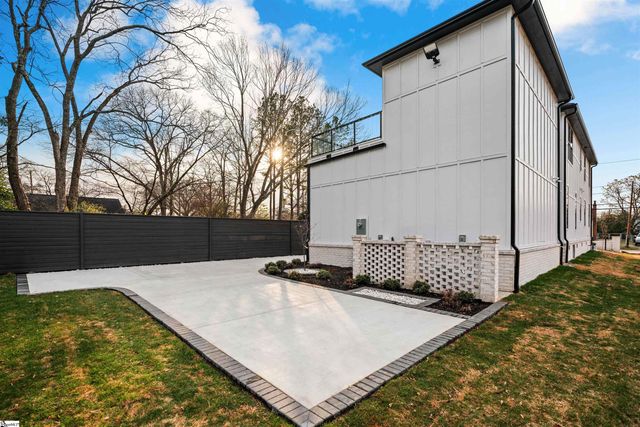 205 Parkins Mill Road, Greenville, SC 29607