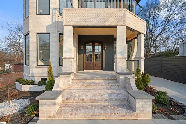 205 Parkins Mill Road, Greenville, SC 29607