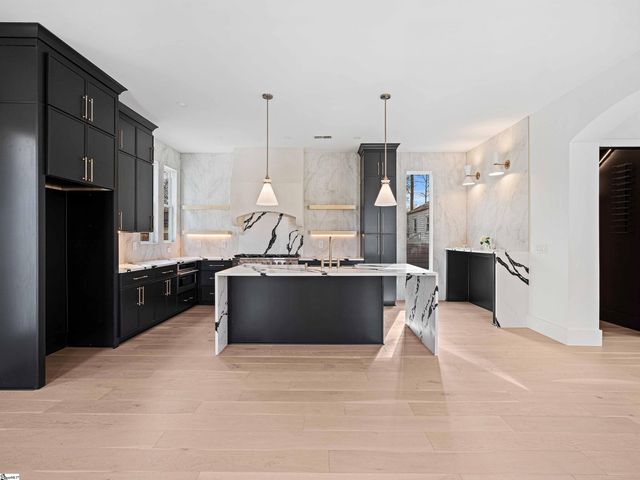 205 Parkins Mill Road, Greenville, SC 29607