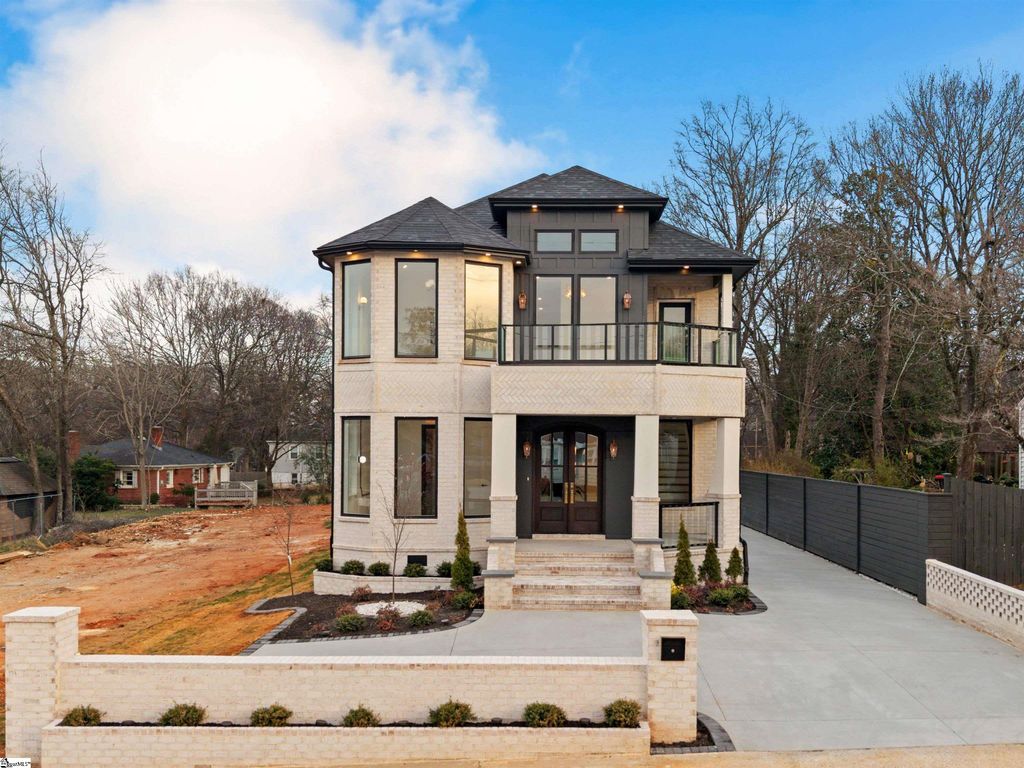 205 Parkins Mill Road, Greenville, SC 29607