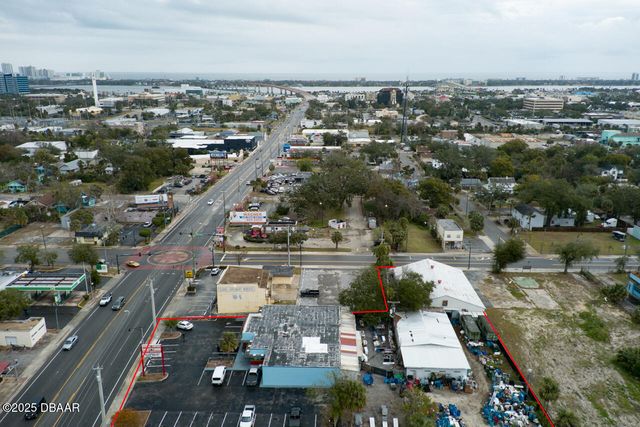 613 W International Speedway Boulevard, Daytona Beach, FL 32114