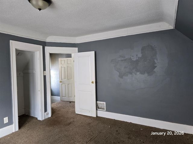 15821 Indiana Street, Detroit, MI 48238