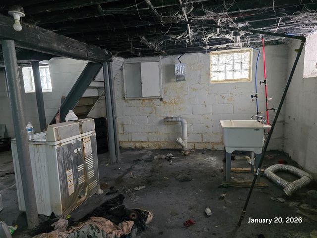 15821 Indiana Street, Detroit, MI 48238