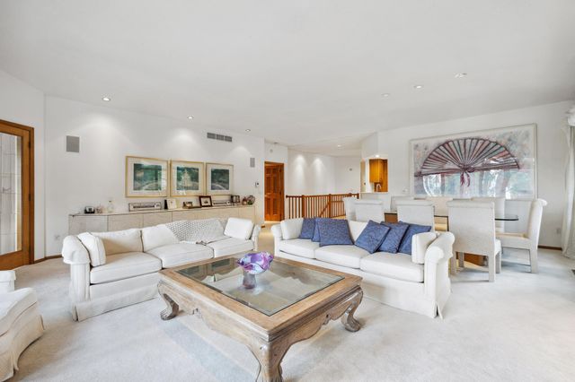 8991 Ferndale Lane, Eden Prairie, MN 55347