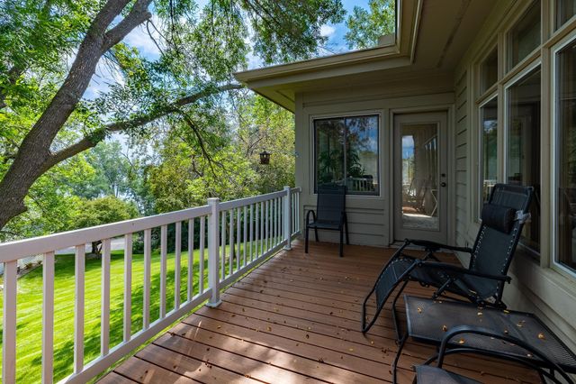 8991 Ferndale Lane, Eden Prairie, MN 55347