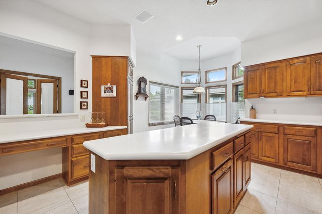 8991 Ferndale Lane, Eden Prairie, MN 55347