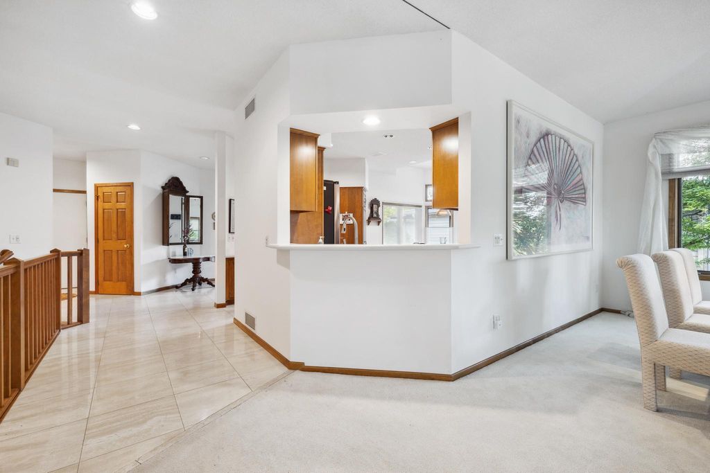 8991 Ferndale Lane, Eden Prairie, MN 55347 — photo 3