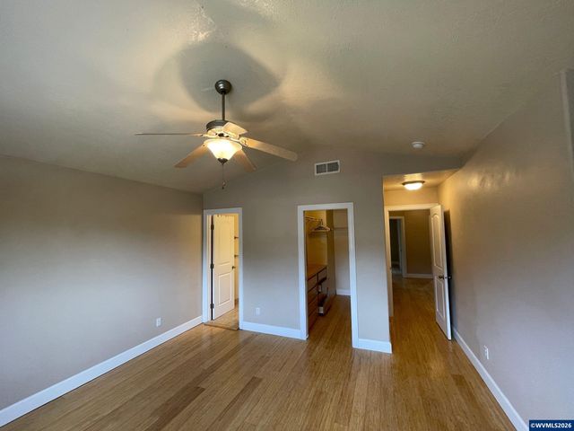 7233 Eastwood Ct SE, Turner, OR 97392