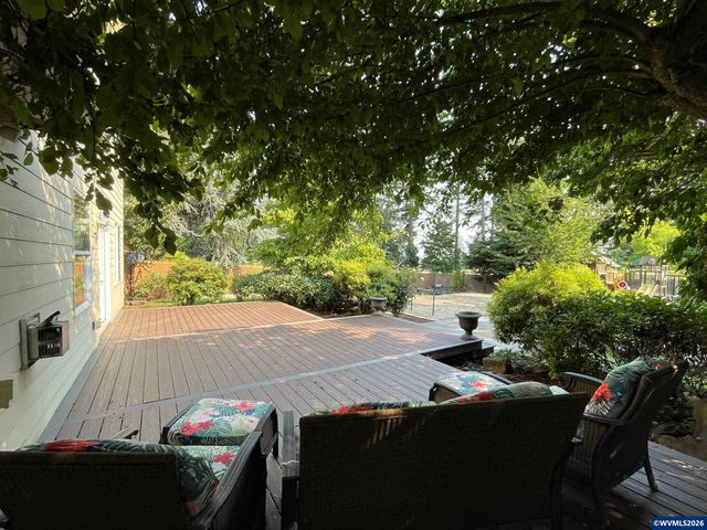 7233 Eastwood Ct SE, Turner, OR 97392