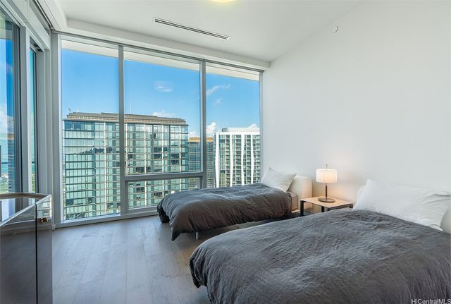 1118 Ala Moana Boulevard 3401, Honolulu, HI 96814