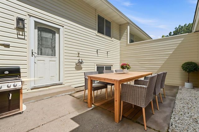 7384 143rd Street Court, Apple Valley, MN 55124