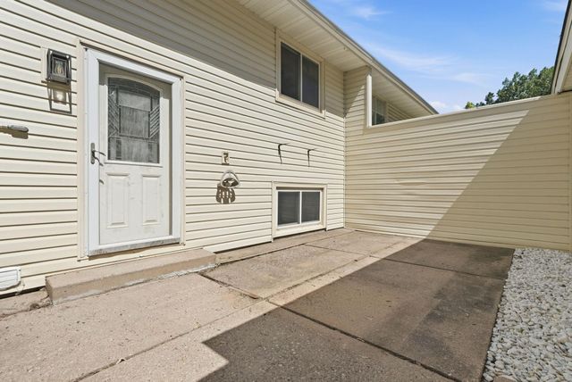 7384 143rd Street Court, Apple Valley, MN 55124
