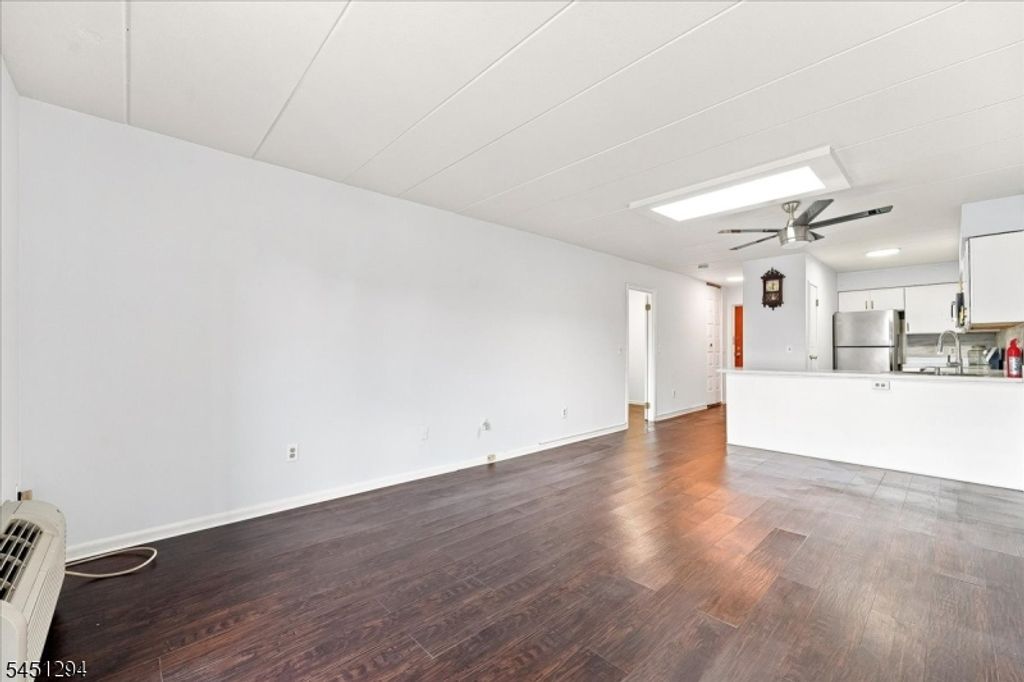 5 Linden St 6i, Hackensack City, NJ 07601 — photo 5
