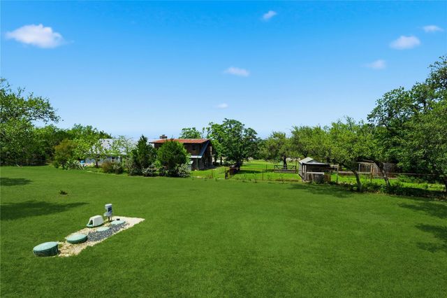624 JUNIPER CT, Fischer, TX 78623