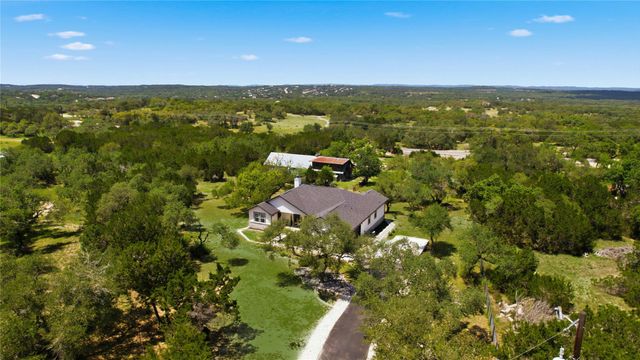 624 JUNIPER CT, Fischer, TX 78623