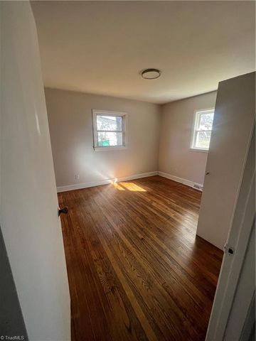 323 Coltrane Avenue, High Point, NC 27260