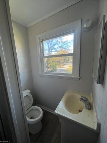 323 Coltrane Avenue, High Point, NC 27260