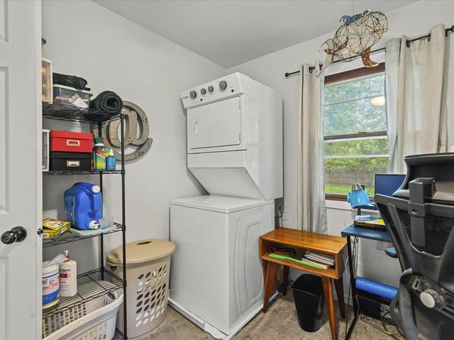 2136 E Ridge Road, Beloit, WI 53511