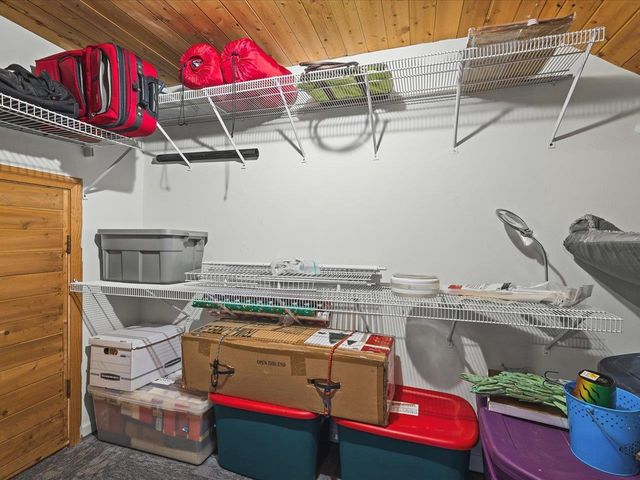 2136 E Ridge Road, Beloit, WI 53511