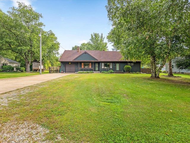 2136 E Ridge Road, Beloit, WI 53511