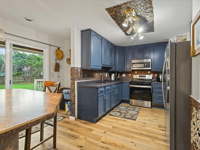 2136 E Ridge Road, Beloit, WI 53511