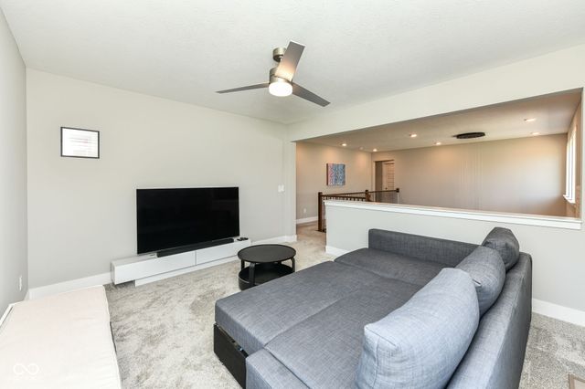 14142 Kodiak Drive, Carmel, IN 46074