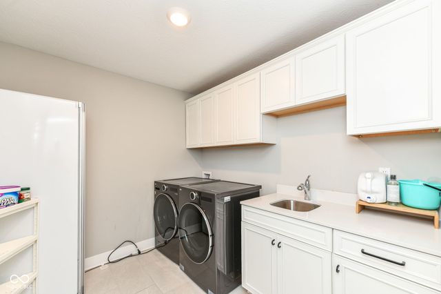 14142 Kodiak Drive, Carmel, IN 46074