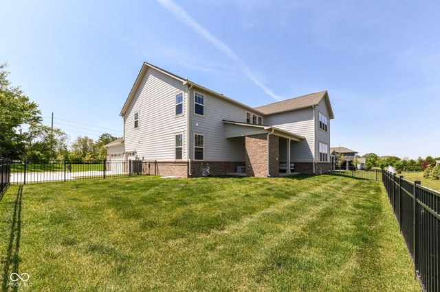 14142 Kodiak Drive, Carmel, IN 46074