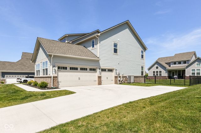 14142 Kodiak Drive, Carmel, IN 46074