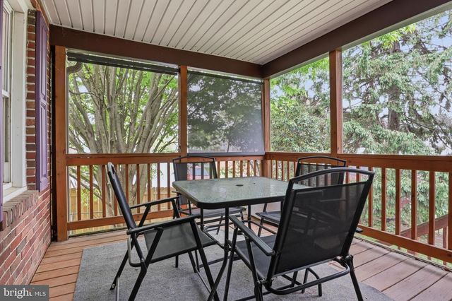 615 E BROADWAY, Red Lion, PA 17356