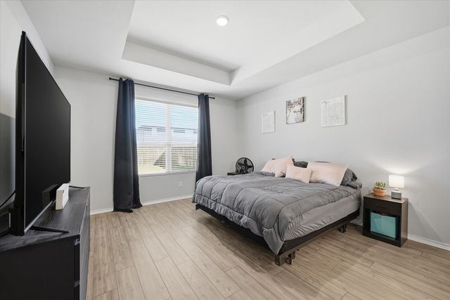 964 Ravenwood Lane, Van Alstyne, TX 75495