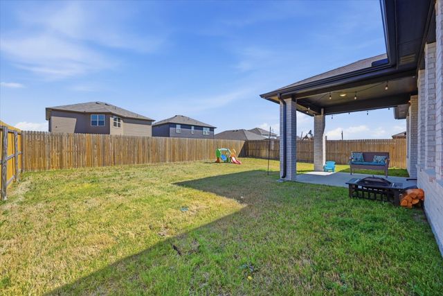 964 Ravenwood Lane, Van Alstyne, TX 75495